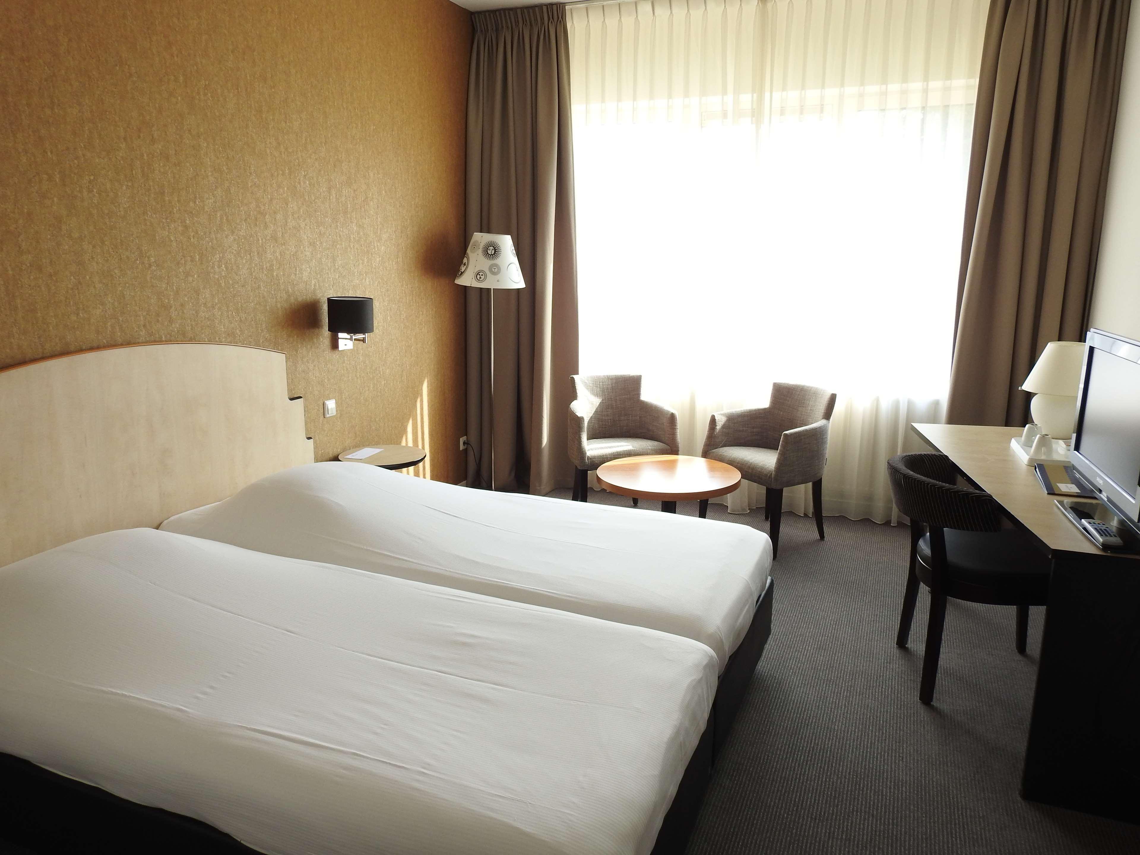 Golden Tulip Ampt Van Нейкерк Екстер'єр фото
