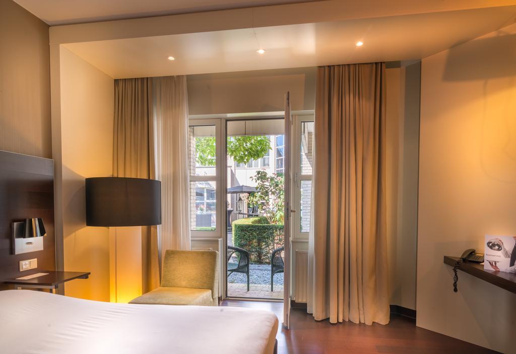 Golden Tulip Ampt Van Нейкерк Екстер'єр фото
